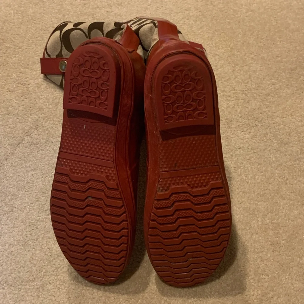 Coach signature Polly rain boots red - Picture 2 of 4